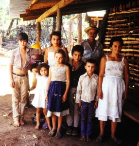 host-family-for-jon-in-santa-marta-resettlement-el-salvador