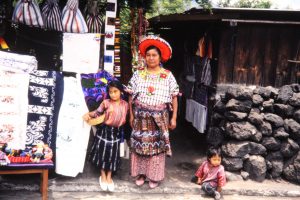 selling-traditional-crafts-near-atitlan-guatemala