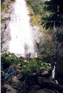 mountain-waterfall-venezuela
